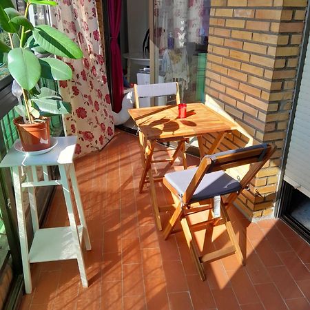 Room In Shared Apartment With Parking Almuñécar Esterno foto